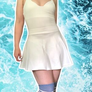 True Vintage y2k Smooth White Circle Skirt with Elastic Waist, Size S